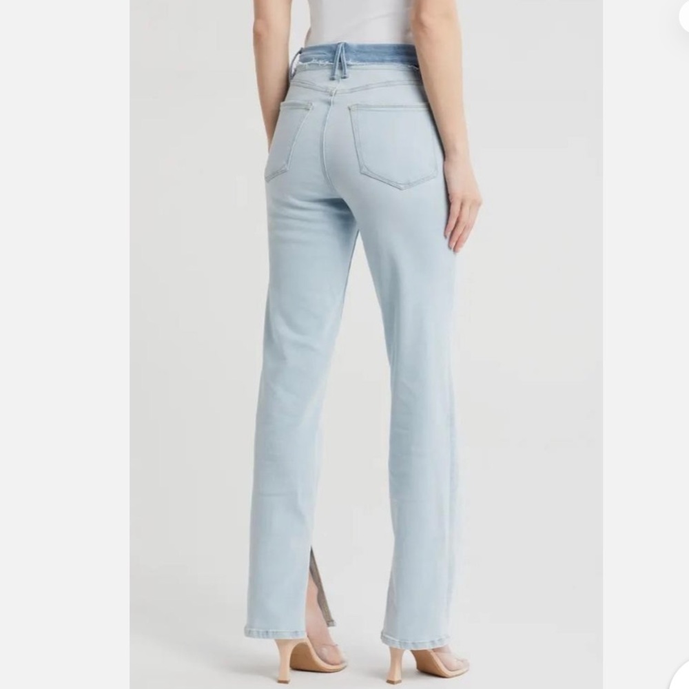 Good American Light Blue Straight Leg Jeans Brand New With Tags - Picture 3 of 4